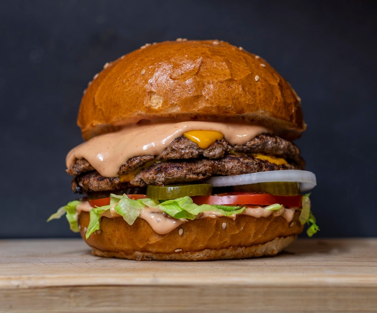 BURGO artisan smashed burger with fresh ingredients